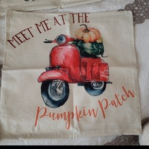 Red scotter pillow case zipper at bottom